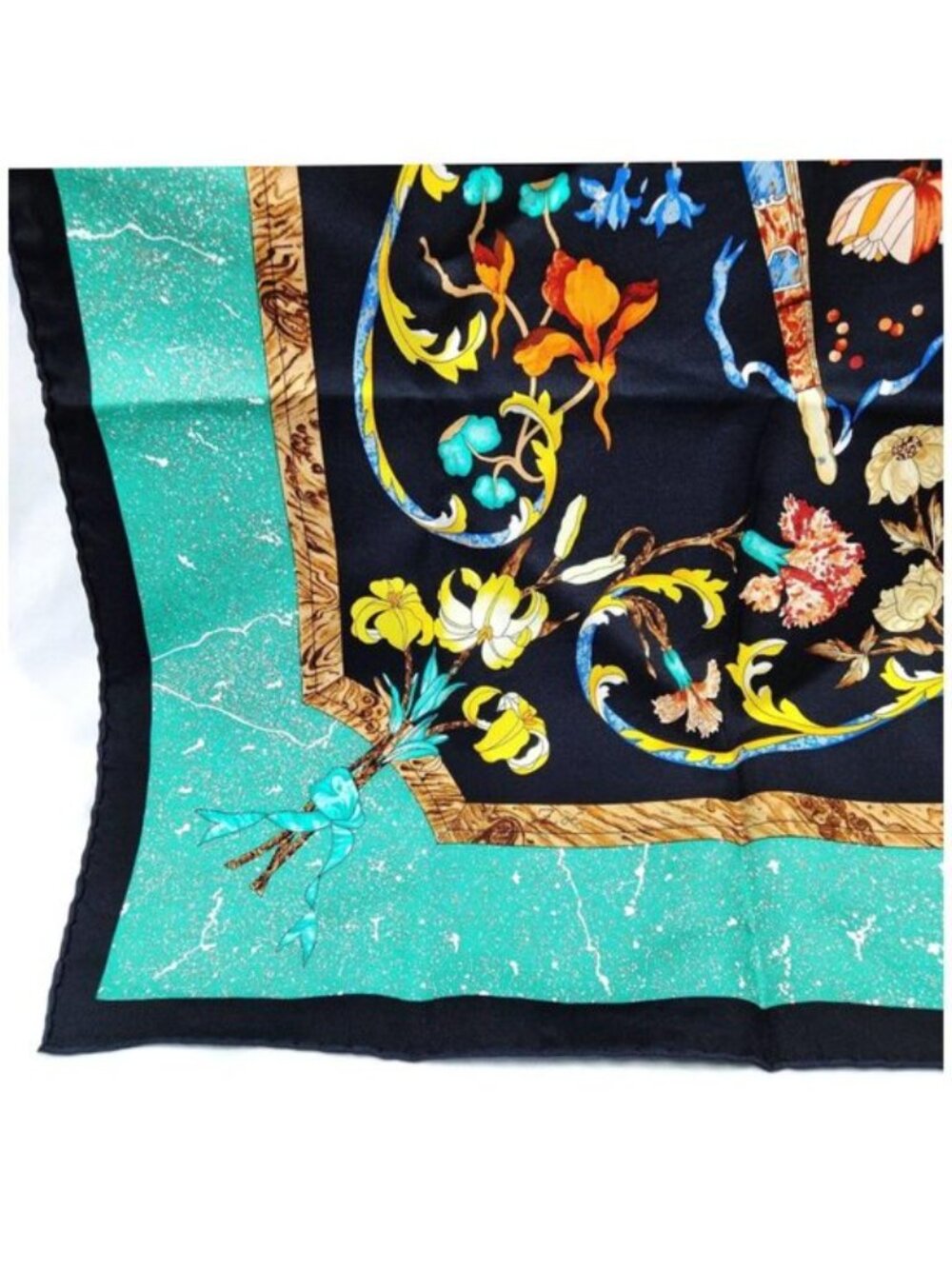 Authentic Hermès Pierres d’Orient Silk Carré 90 Scarf - Picture 7 of 10